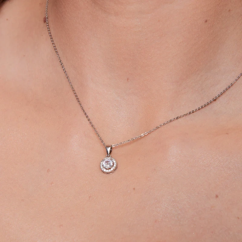 Srebrna zawieszka okrągła z cyrkoniami