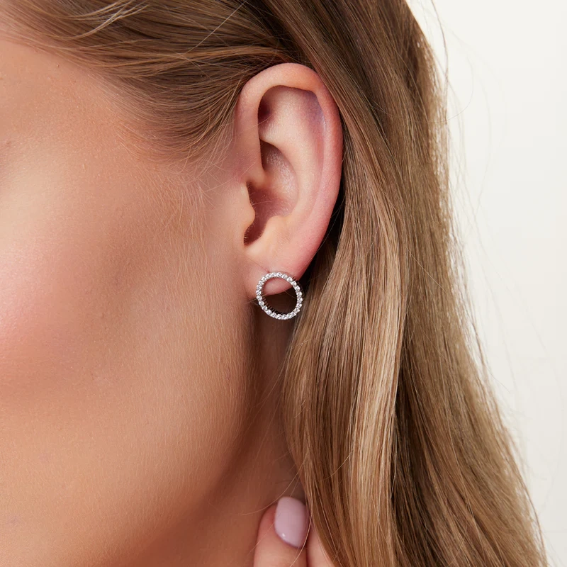 Srebrne kolczyki kółka z cyrkoniami