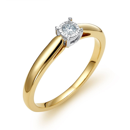 Złoty pierścionek z diamentem