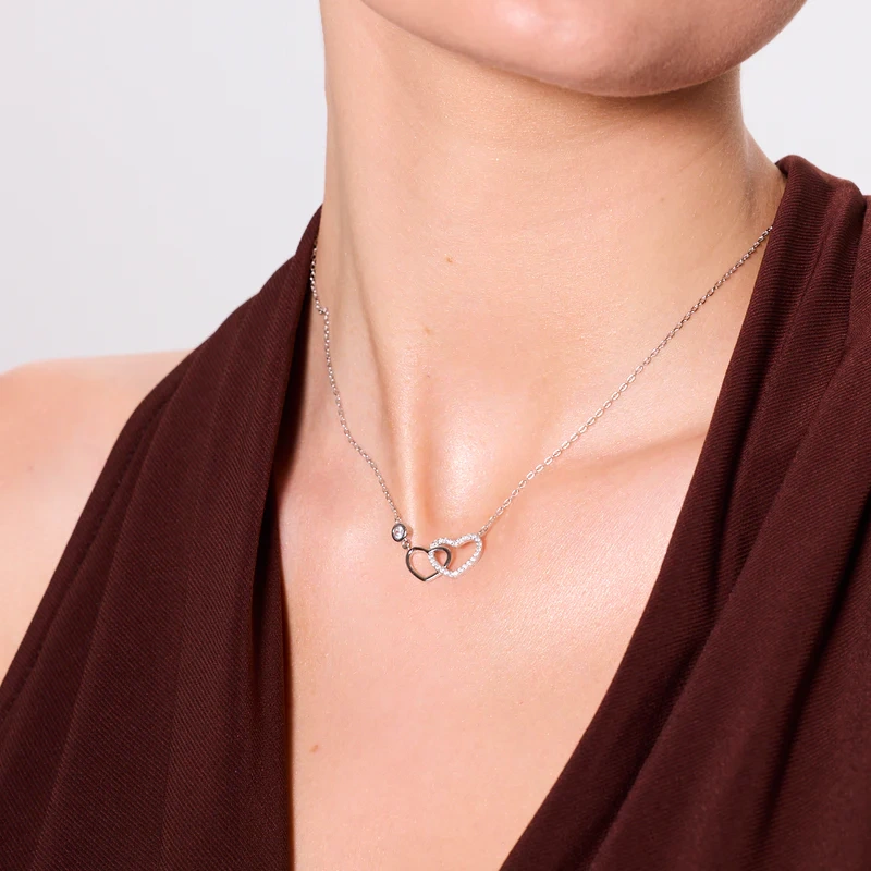 Naszyjnik srebrny serca z cyrkoniami