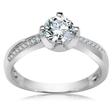 Pierścionek srebrny z cyrkoniami