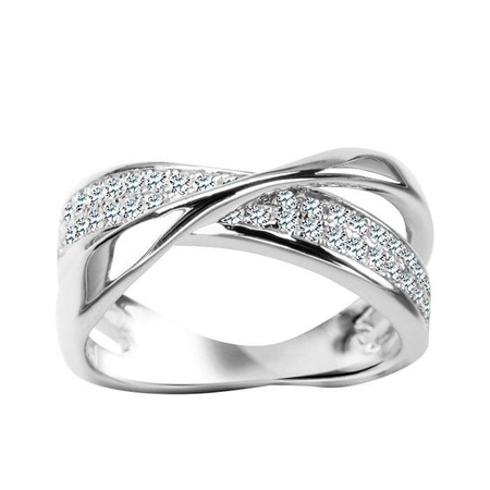 Srebrny pierścionek przeplatany z cyrkoniami