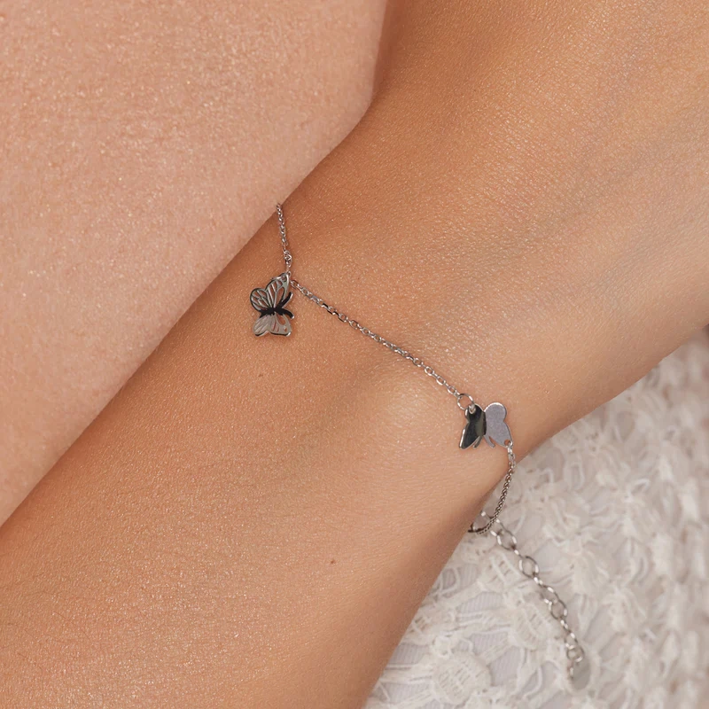 Bransoletka srebrna z motylkami