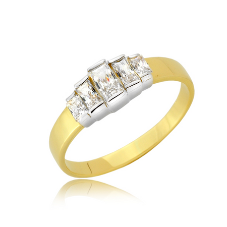 Złoty pierścionek z cyrkoniami