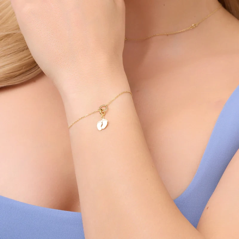 Zawieszka pozłacana do bransoletek stópki