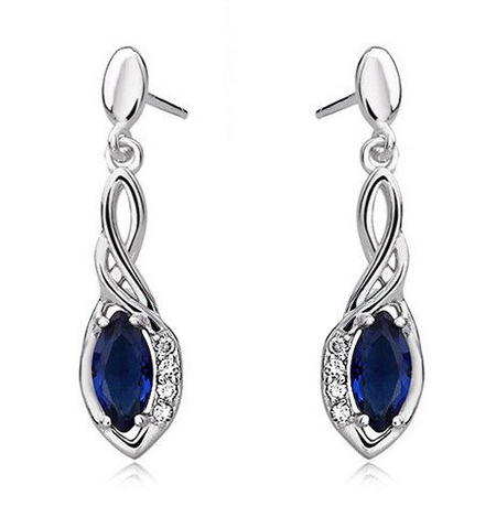 Kolczyki srebrne wiszące z szafirowymi cyrkoniami