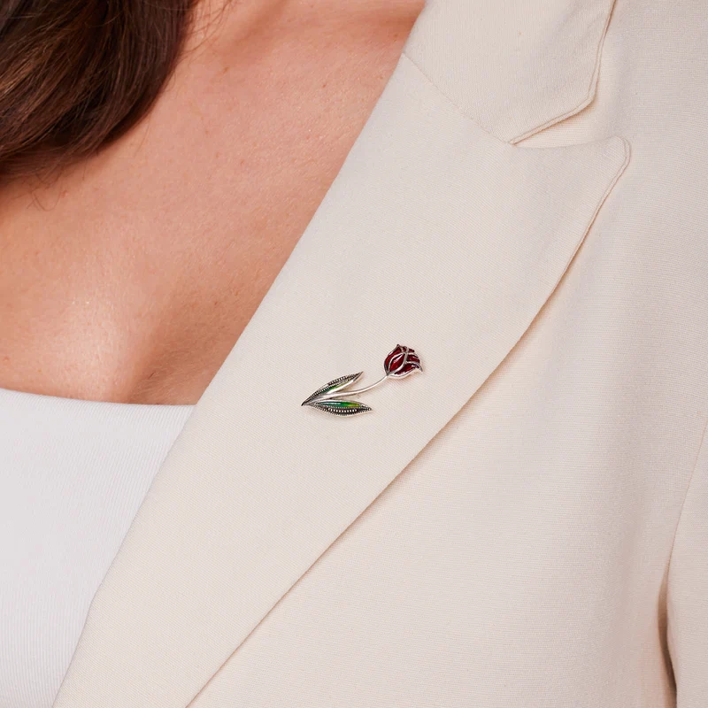 Broszka srebrna tulipan z emalia jubilerską