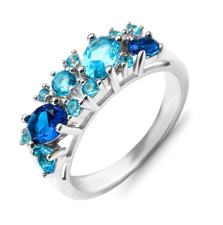 Srebrny pierścionek rodowany niebieskie cyrkonie