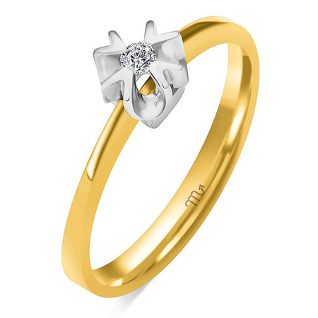 Złoty pierścionek zaręczynowy z diamentem