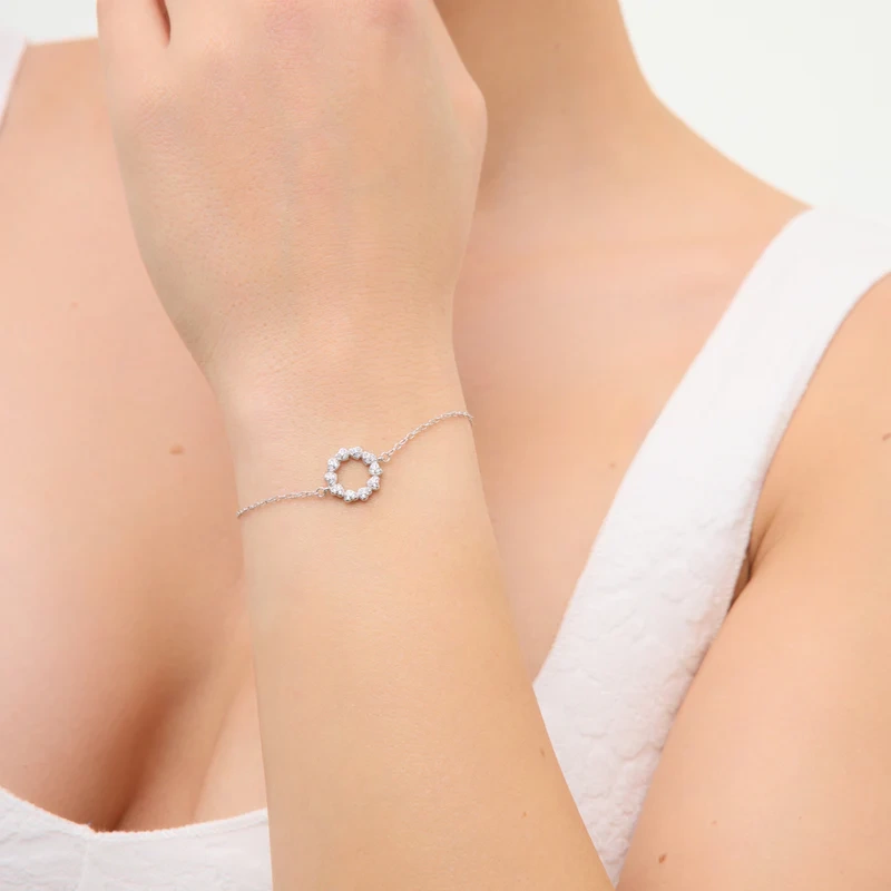 Bransoletka srebrna kółko z cyrkoniami