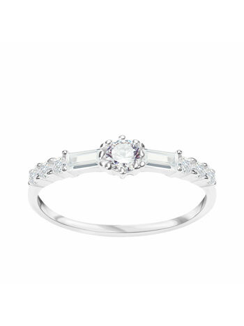 Srebrny pierścionek z cyrkoniami