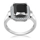 Pierścionek z czarną prostokątną cyrkonią