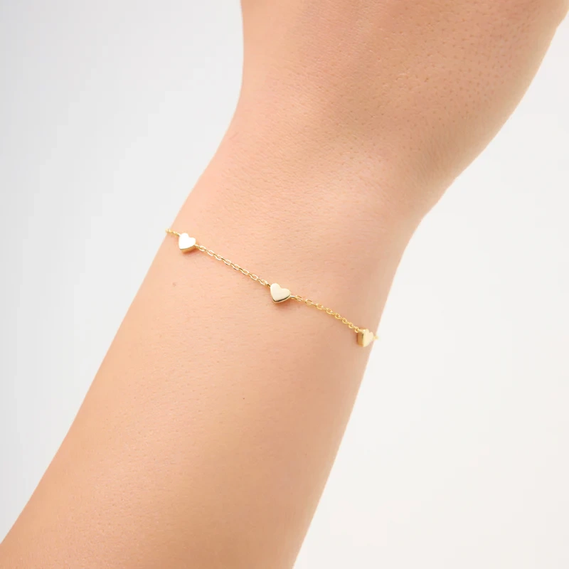 Bransoletka pozłacana z serduszkami