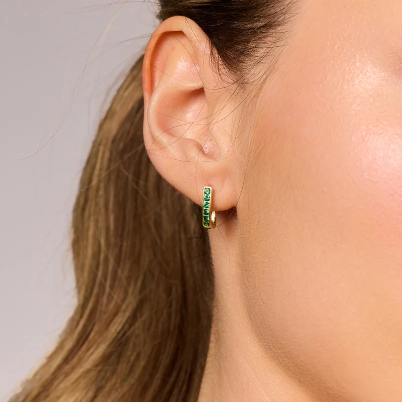 Kolczyki pozłacane z zielonymi cyrkoniami