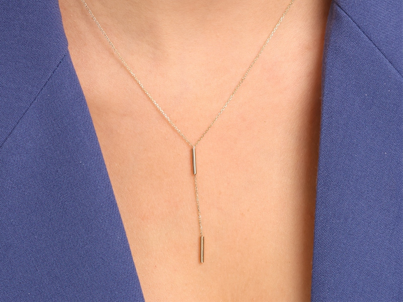 Złoty naszyjnik krawatka