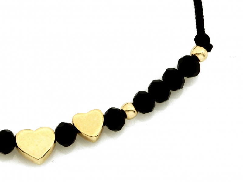 Złota bransoletka serca z Onyksami na czarnym sznurku